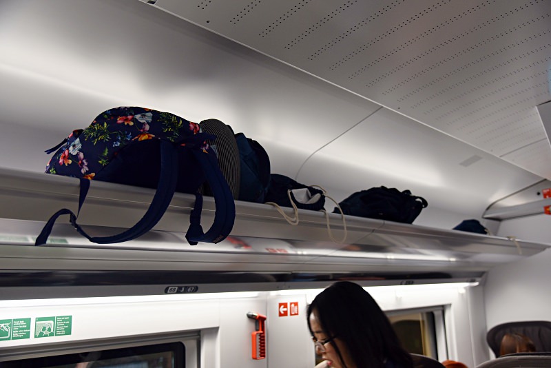 歐洲之星｜布魯塞爾到倫敦。歐洲之星Eurostar頭等艙·在火車上晚餐
