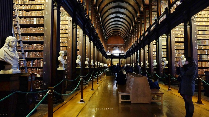 愛爾蘭都柏林｜三一學院圖書館＋愛爾蘭國寶凱爾斯之書Book of Kells