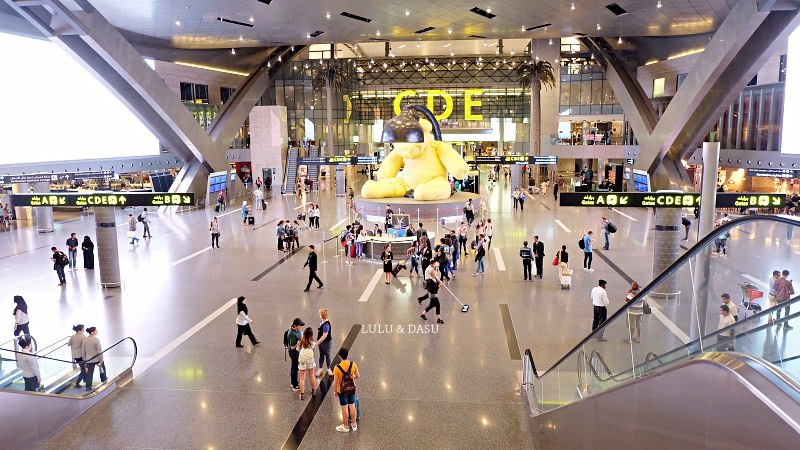 杜哈│（卡達航空轉機)卡達機場機場走逛紀錄：檯燈熊。貴賓室。商店街。市區旅遊 @LULUDASU 繽紛真實